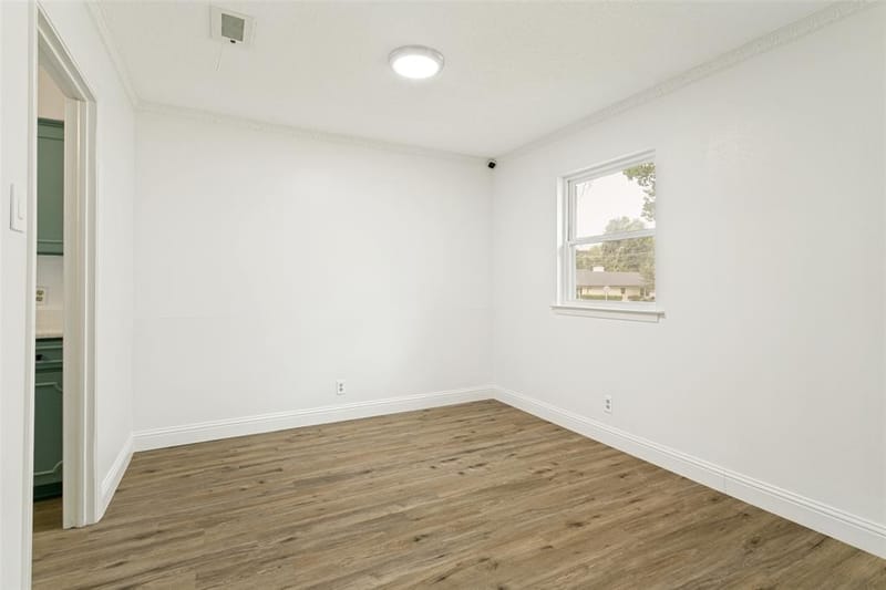 7449 Monterrey Drive, Fort Worth TX 76112 - Photo 13