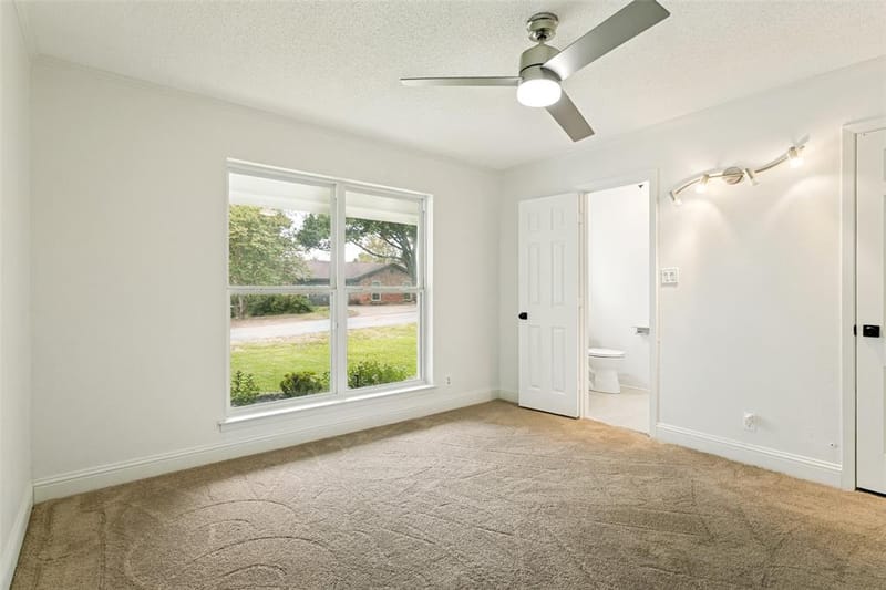 7449 Monterrey Drive, Fort Worth TX 76112 - Photo 14