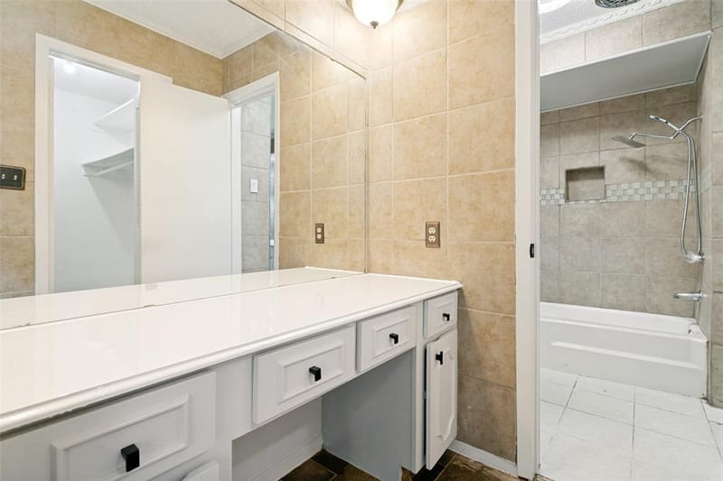 7449 Monterrey Drive, Fort Worth TX 76112 - Photo 19