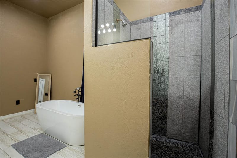 929 N 12th Street, Waco TX 76707 - Photo 10
