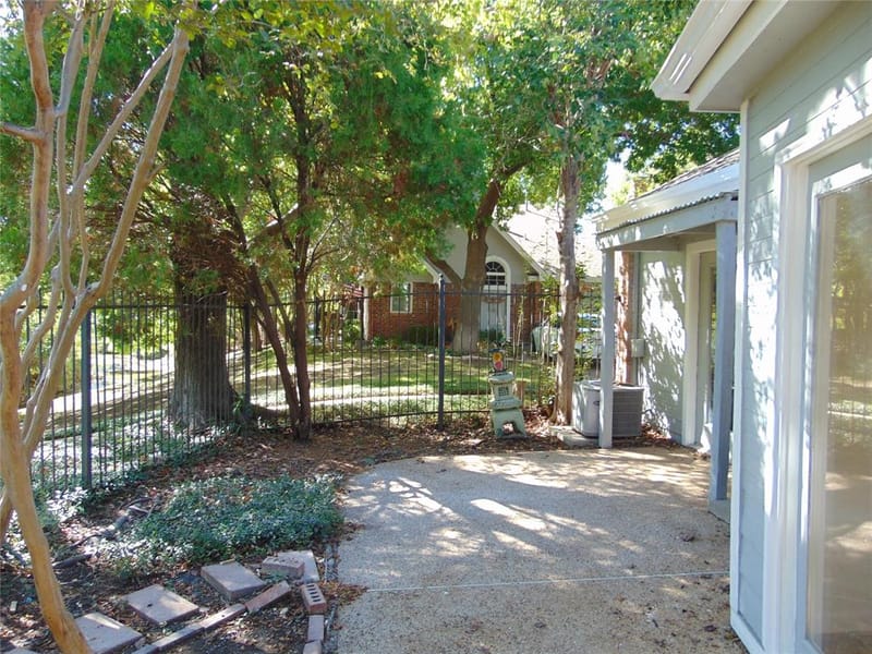 3041 Waterfront Circle, Garland TX 75042 - Photo 13