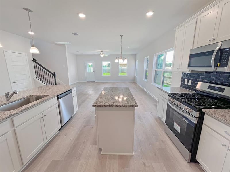 4337 Bower Hill Drive, Fort Worth TX 76036 - Photo 8