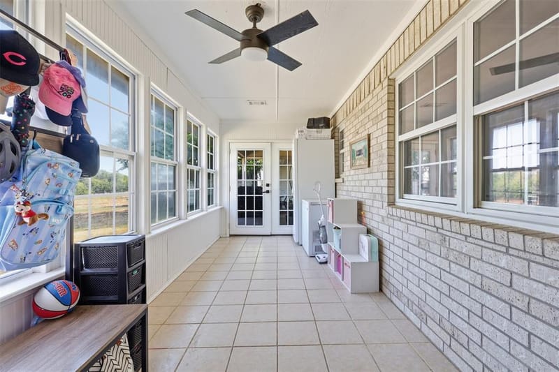 2116 Woodard Avenue, Cleburne TX 76033 - Photo 14