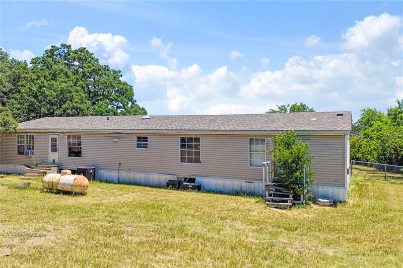 2309 Daniels Drive, Joshua TX 76058 - Photo 9