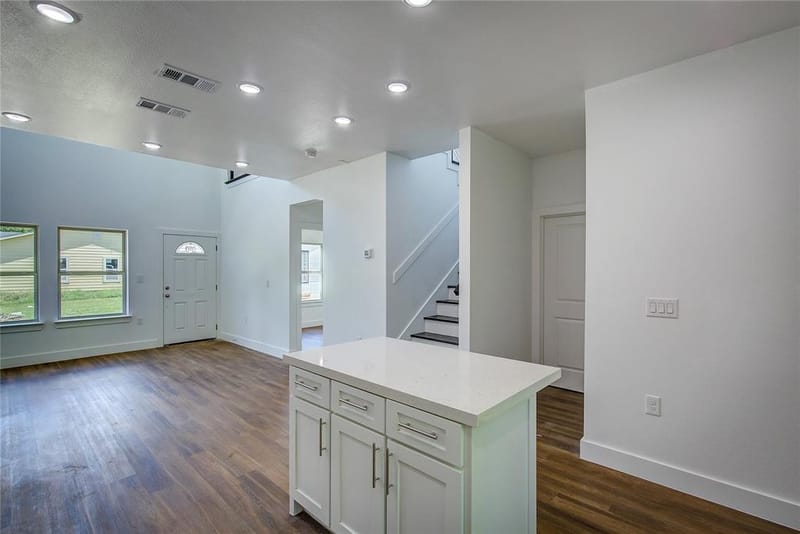 312 Beckham Street, Sulphur Springs TX 75482 - Photo 9