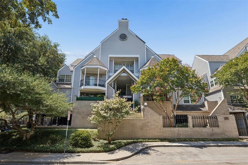 1001 Liberty Street # 122, Dallas TX 75204