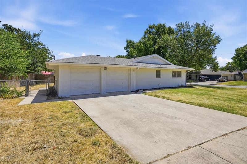 5301 Rutland Avenue, Fort Worth TX 76133 - Photo 11