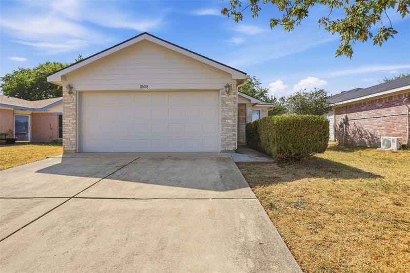 10616 Shadywood Drive, Fort Worth TX 76140