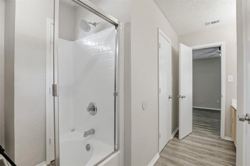 10616 Shadywood Drive, Fort Worth TX 76140 - Photo 24