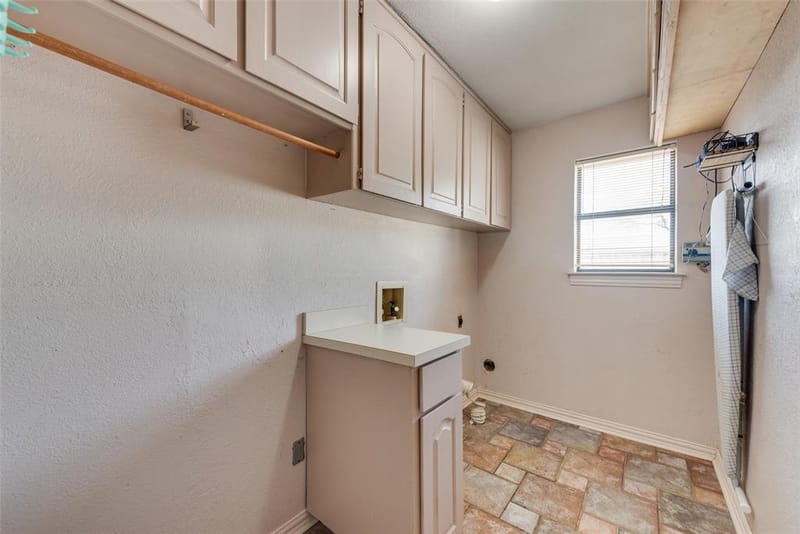 2809 Sarah Drive, Pantego TX 76013 - Photo 19