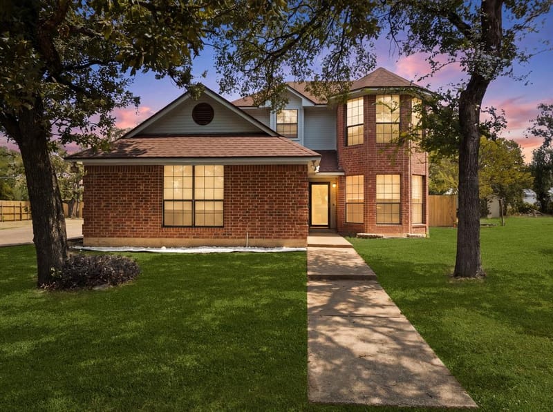 1111 Springhill Street, Bellmead TX 76705 - Photo 38