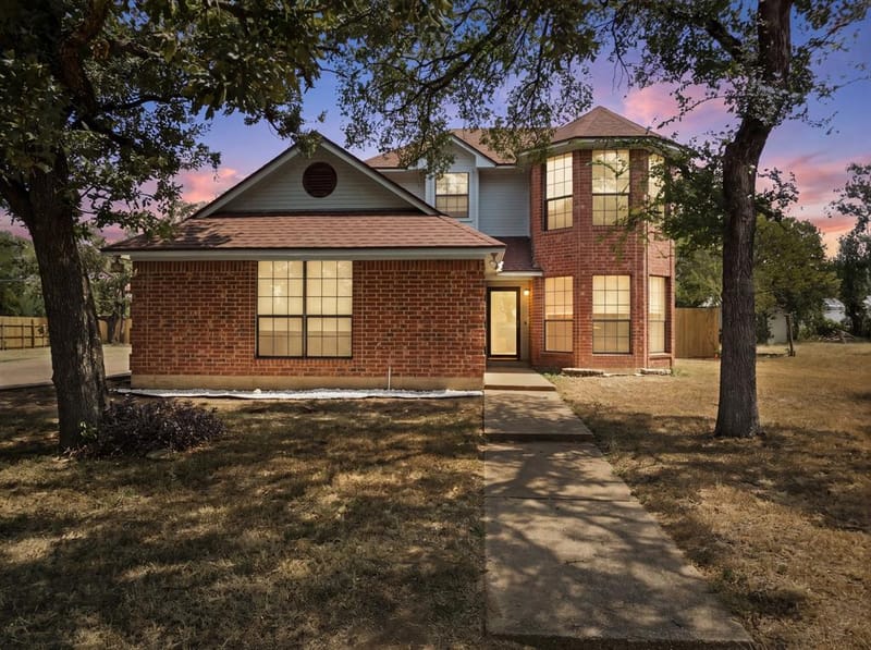 1111 Springhill Street, Bellmead TX 76705 - Photo 37