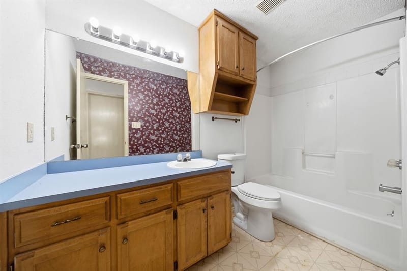 1111 Springhill Street, Bellmead TX 76705 - Photo 35