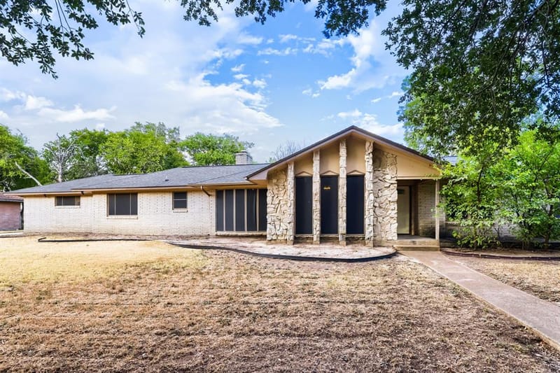 1760 S Duncanville Road, Cedar Hill TX 75104