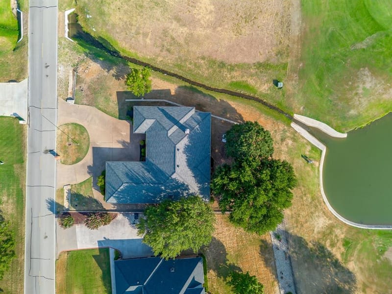 8810 Bellechase Road, Granbury TX 76049 - Photo 2