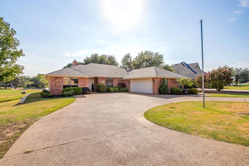 8810 Bellechase Road, Granbury TX 76049