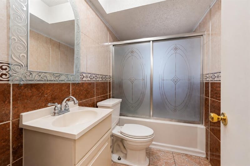13105 Blossomheath Lane, Dallas TX 75240 - Photo 6