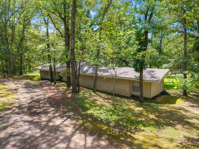 106 Lively Avenue, Mount Pleasant TX 75455 - Photo 22