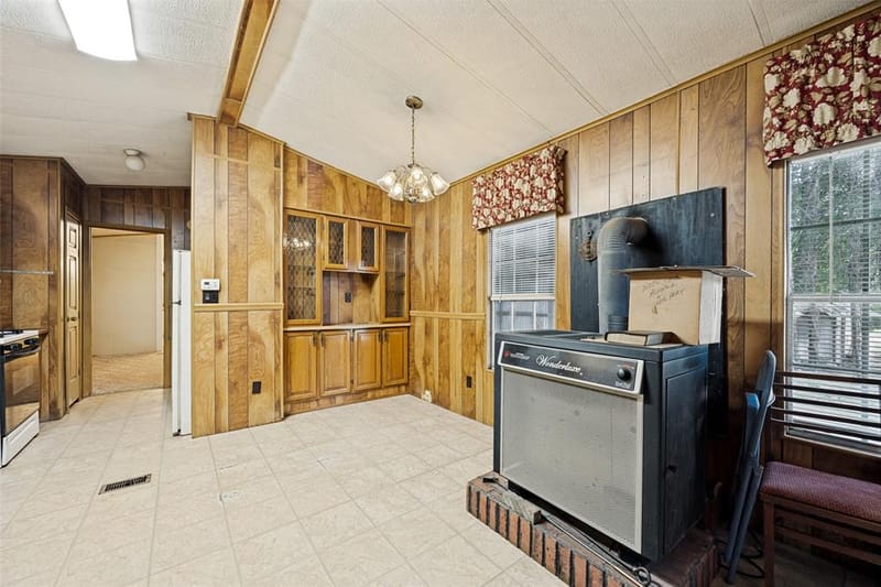 1842 County Road 1105, Ravenna TX 75476 - Photo 8