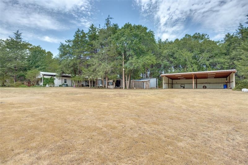 1842 County Road 1105, Ravenna TX 75476 - Photo 25