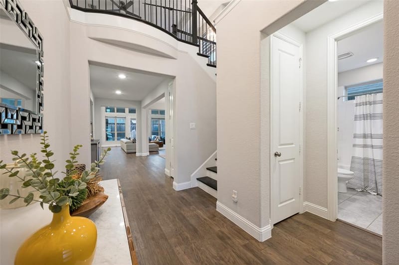 125 Erling Lane, Irving TX 75039 - Photo 4