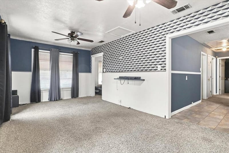 2640 Pioneer Street, Fort Worth TX 76119 - Photo 13