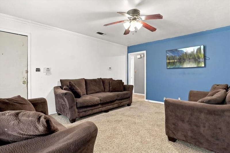 2640 Pioneer Street, Fort Worth TX 76119 - Photo 7