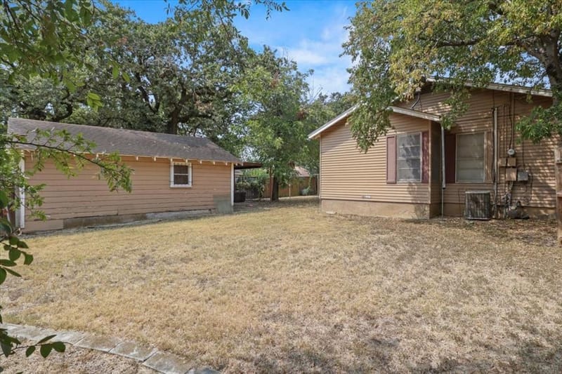 2640 Pioneer Street, Fort Worth TX 76119 - Photo 30