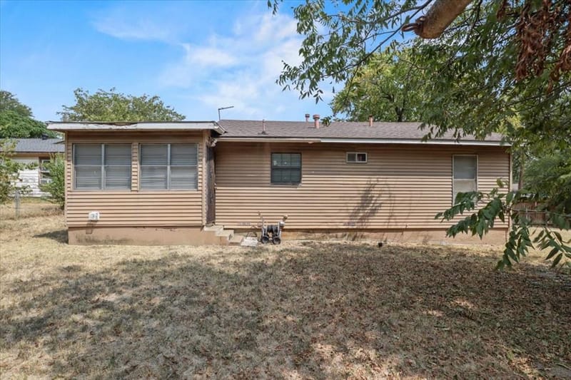 2640 Pioneer Street, Fort Worth TX 76119 - Photo 29
