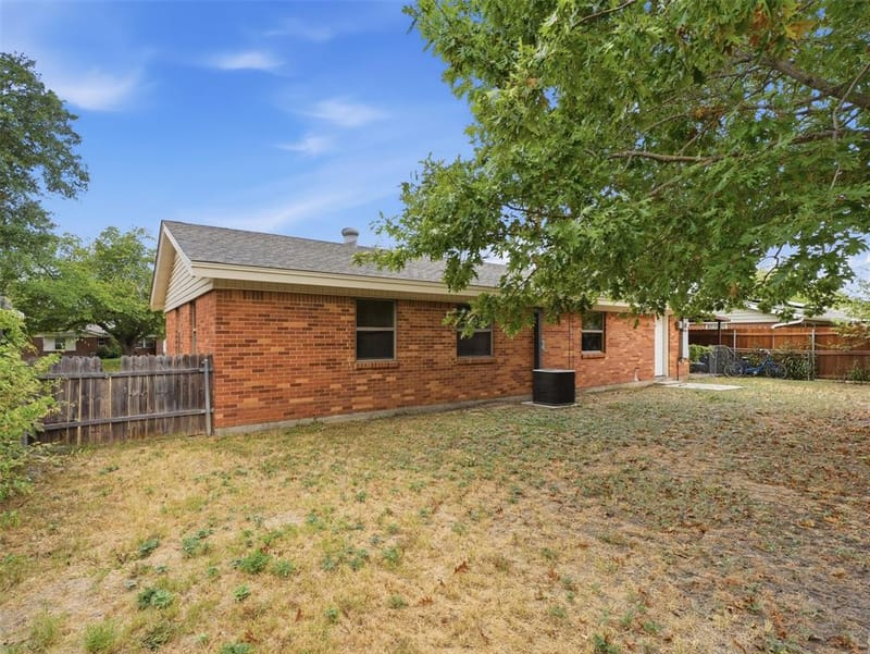 824 Crosby Avenue, White Settlement TX 76108 - Photo 20