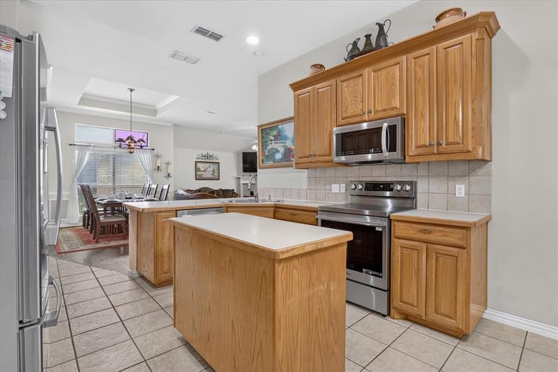 8955 River Falls Drive, Fort Worth TX 76118 - Photo 12