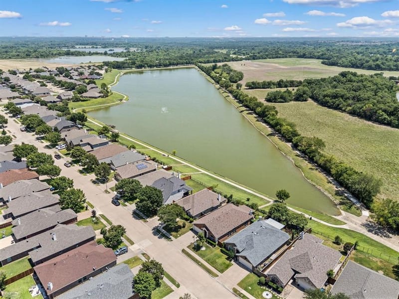 8955 River Falls Drive, Fort Worth TX 76118 - Photo 30