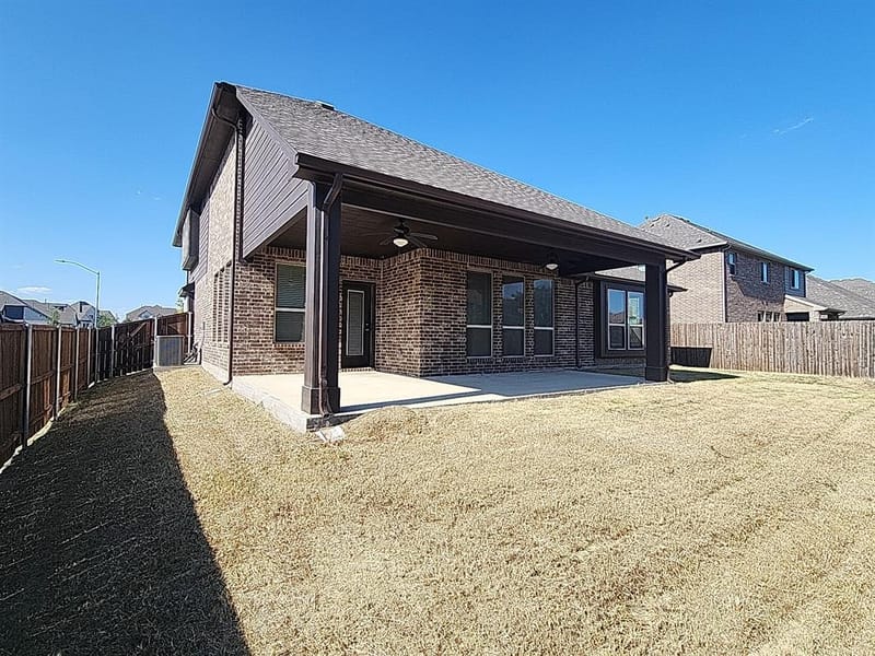 900 Superbloom Avenue, Justin TX 76247 - Photo 36