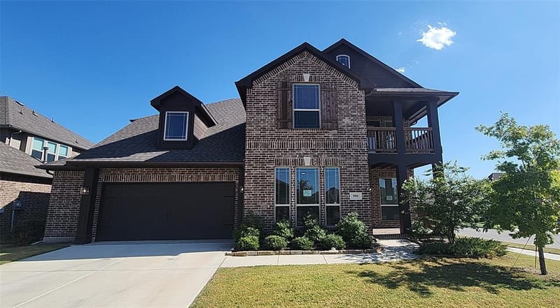 900 Superbloom Avenue, Justin TX 76247