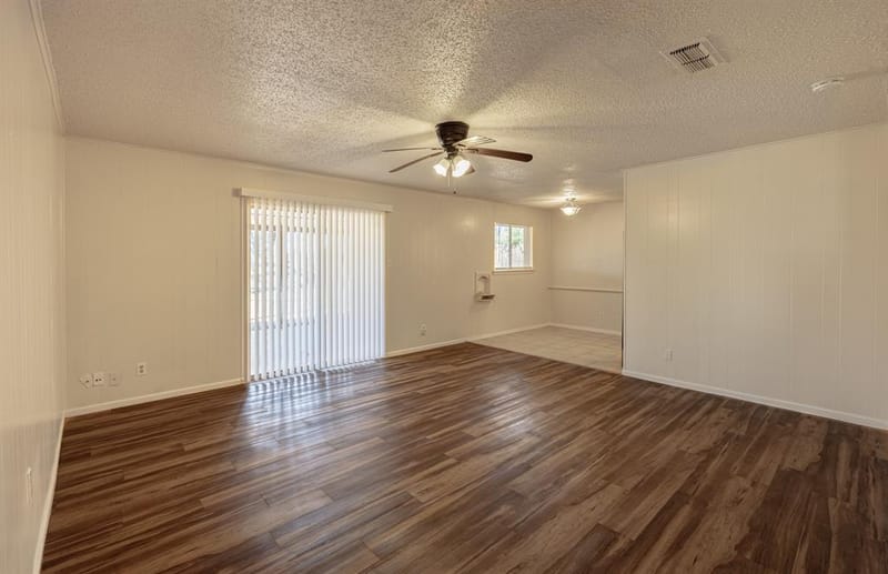 6704 Trailwood Drive, Forest Hill TX 76140 - Photo 6