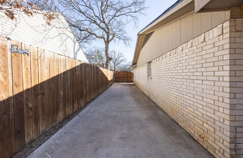 6704 Trailwood Drive, Forest Hill TX 76140 - Photo 26