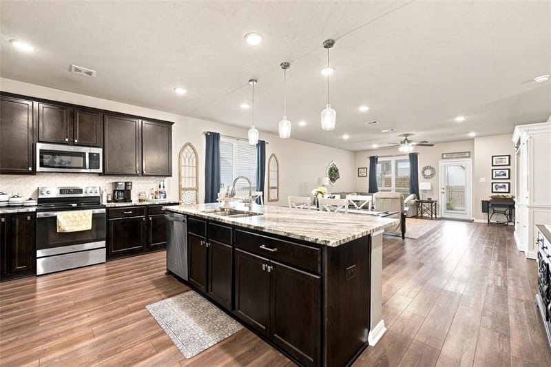 11401 Solar Street, Lorena TX 76655 - Photo 4