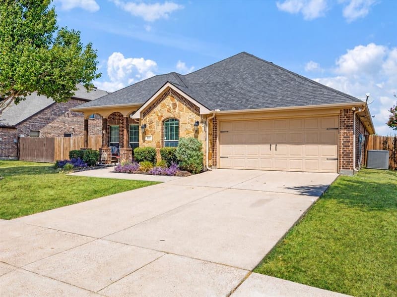 113 Holly Street, Waxahachie TX 75165 - Photo 7