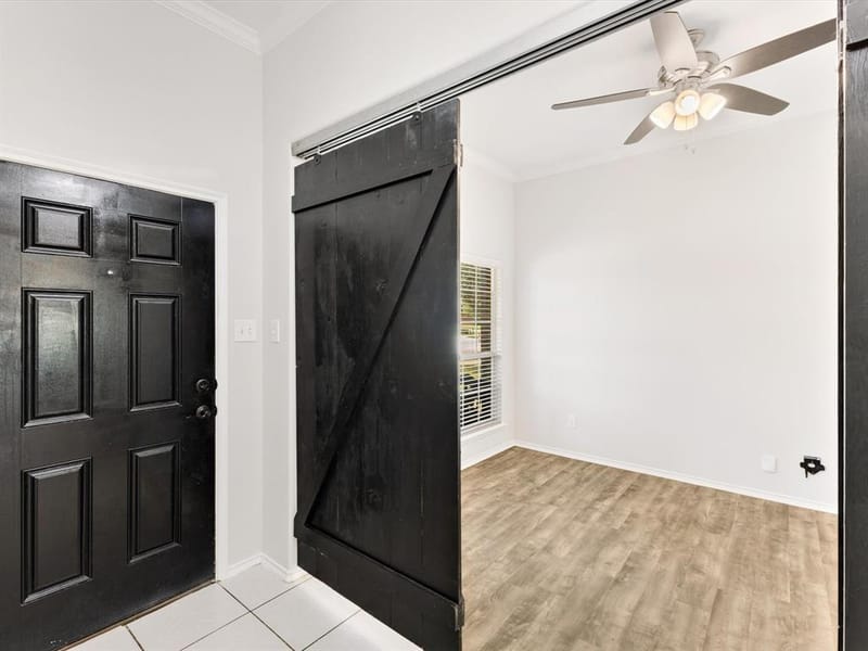 113 Holly Street, Waxahachie TX 75165 - Photo 9