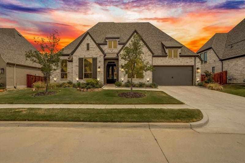 4112 Buffalo Clover Drive, Aubrey TX 76227