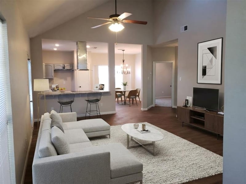 1361 Mimosa Lane, Lewisville TX 75077