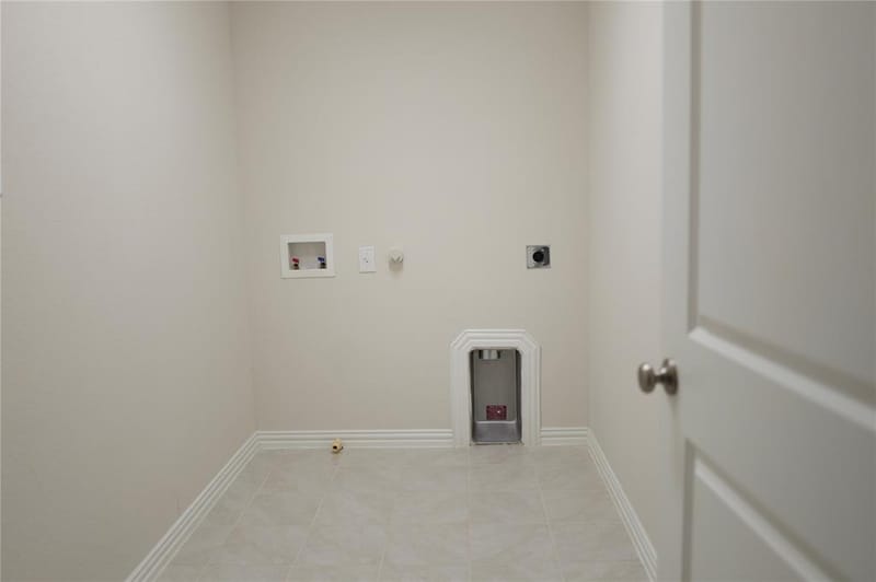 17728 Coralberry Drive, Dallas TX 75252 - Photo 22