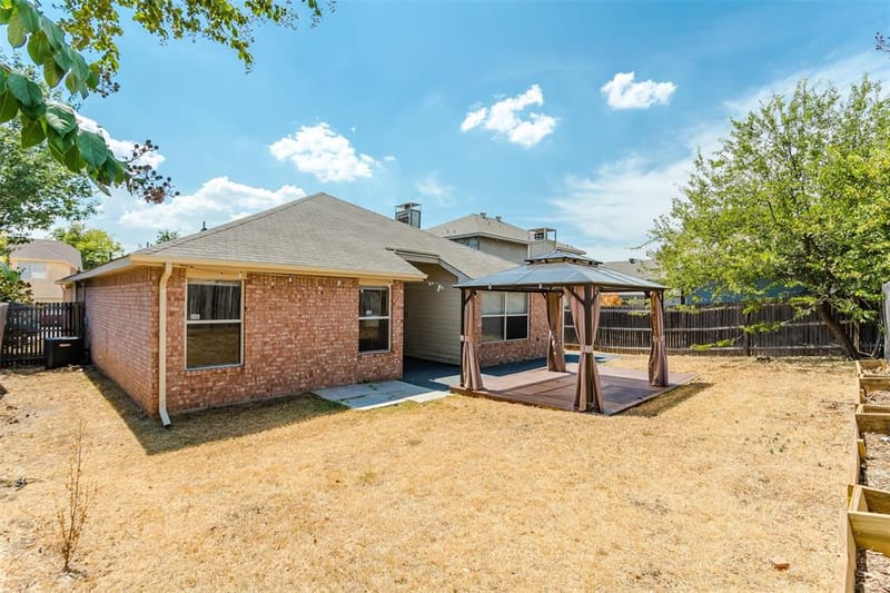 515 Alameda Avenue, Duncanville TX 75137 - Photo 32