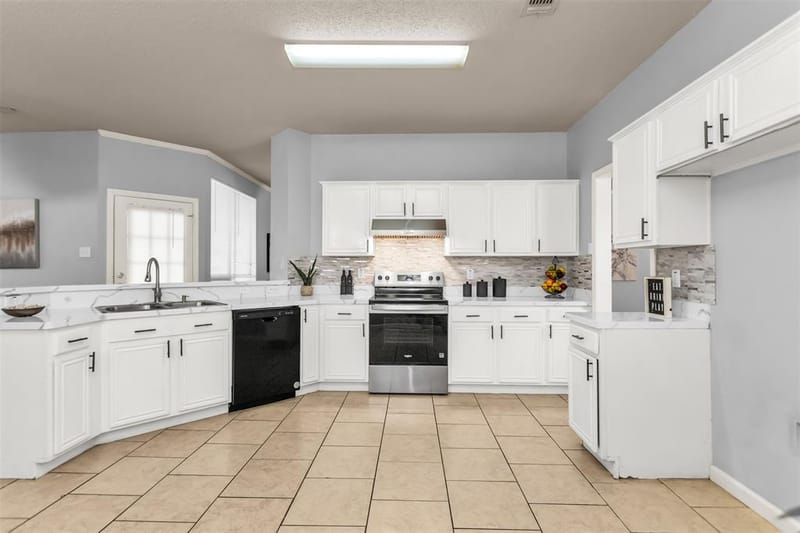 515 Alameda Avenue, Duncanville TX 75137 - Photo 15