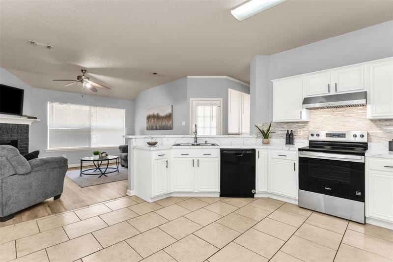 515 Alameda Avenue, Duncanville TX 75137 - Photo 19