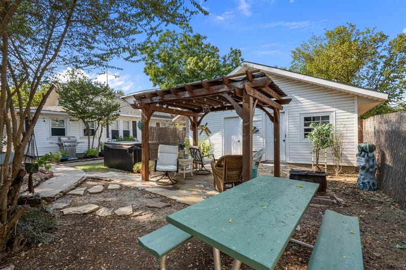 435 Elm Street, Palo Pinto TX 76450 - Photo 26