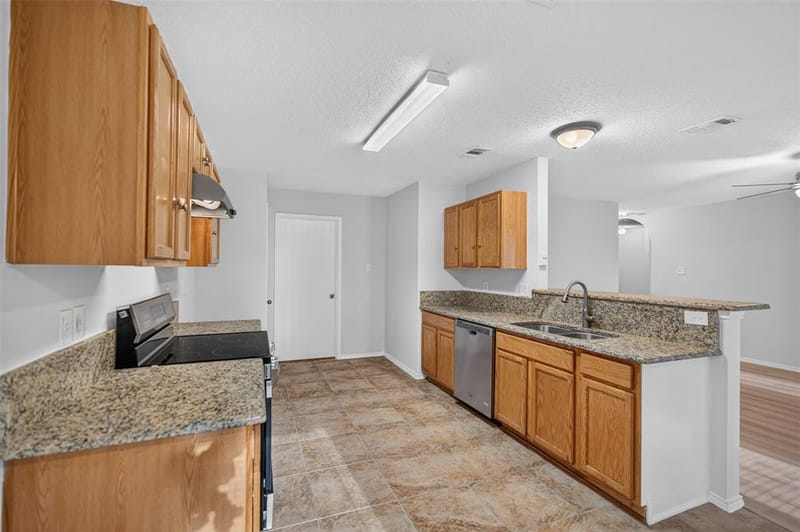 3312 Knoll Trail, Balch Springs TX 75180 - Photo 17