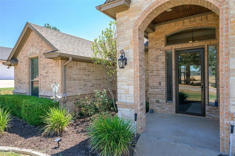 6909 Westover Drive, Granbury TX 76049 - Photo 6