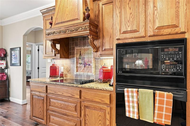 6909 Westover Drive, Granbury TX 76049 - Photo 17