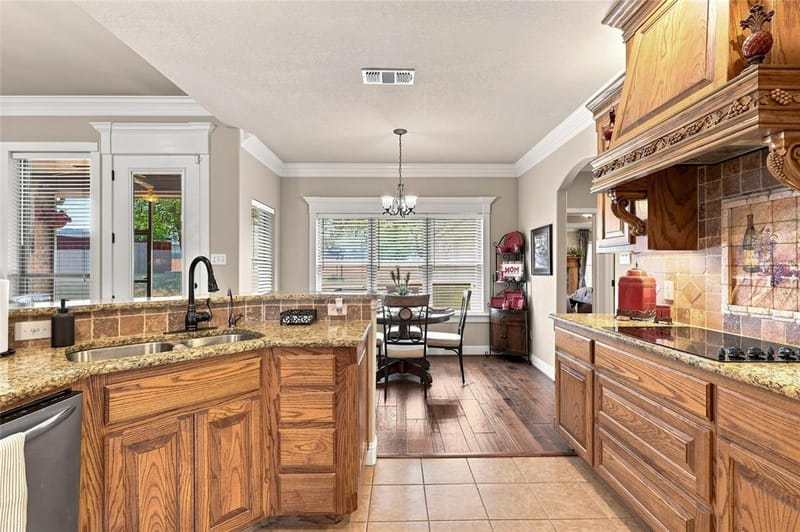 6909 Westover Drive, Granbury TX 76049 - Photo 16